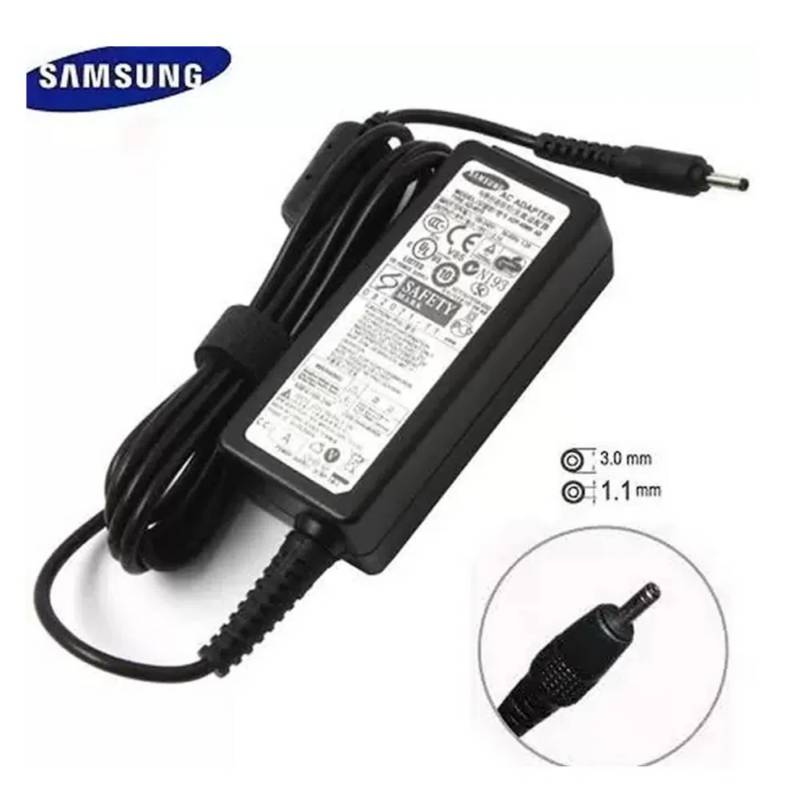 Cargador De Laptop Samsung 3.0 MM 19 V - 3.16 A